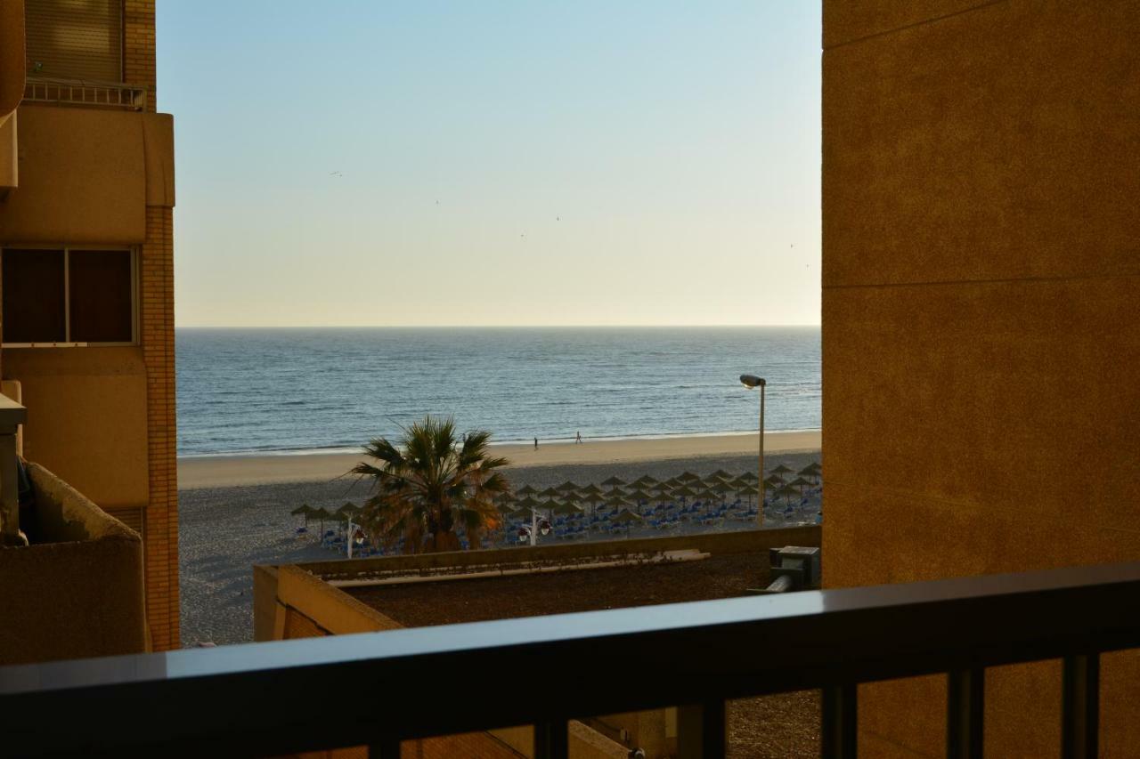 Apartamento Playa Victoria - Cadiz Exterior photo